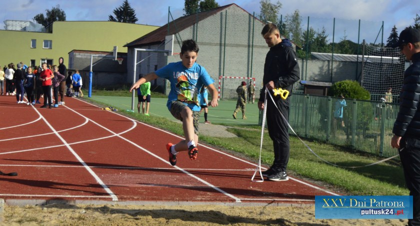 zdj. Krystian Parzychowski, uczeń Zespołu Szkół im. Bolesława Prusa w Pułtusku, odbywający praktykę zawodową w redakcji Pułtuskiej Gazety Powiatowej