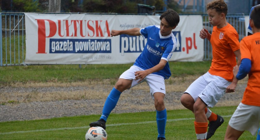 zdj. Młode Orły Nadnarwianki Pułtusk