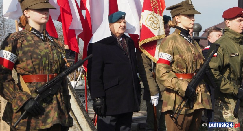 Uroczystość na I cmentarzu przy symbolicznej mogile