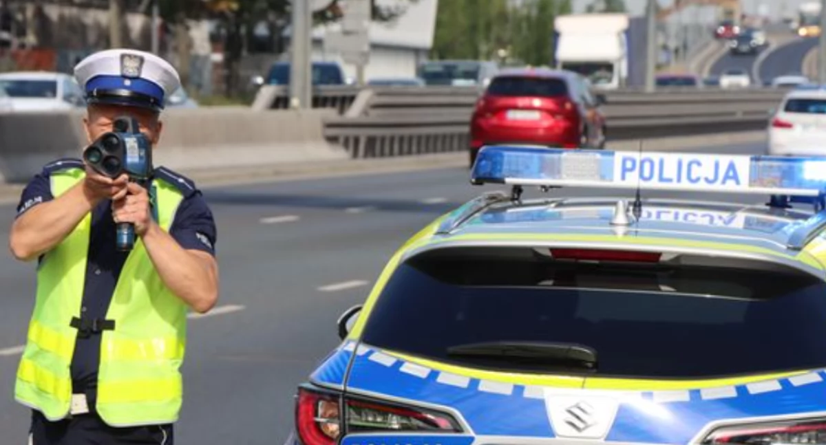 Policja, Dziś policyjne działania drogach - zdjęcie, fotografia