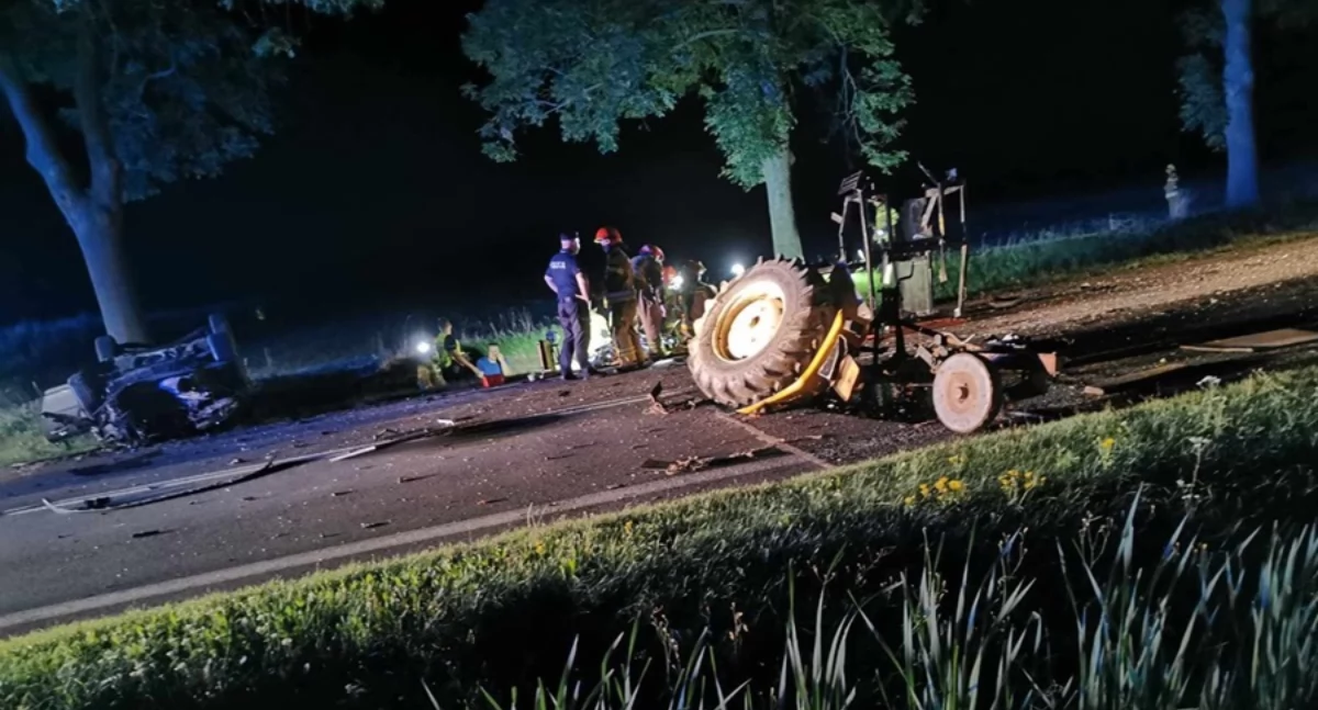 Policja, Sobotni wypadek Chmielewie Oficjalny komunikat policji - zdjęcie, fotografia