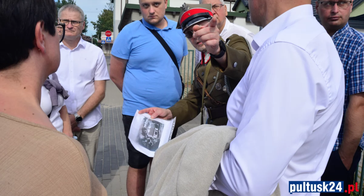 Historia, Ciekawa lekcja historii czyli SPACER PAMIĘCI Pułtusku - zdjęcie, fotografia