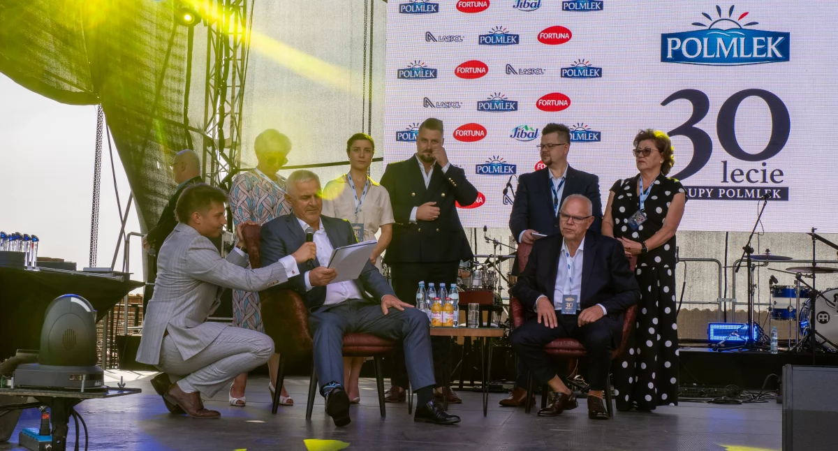 Społeczeństwo, Polmelk sukcesu! - zdjęcie, fotografia