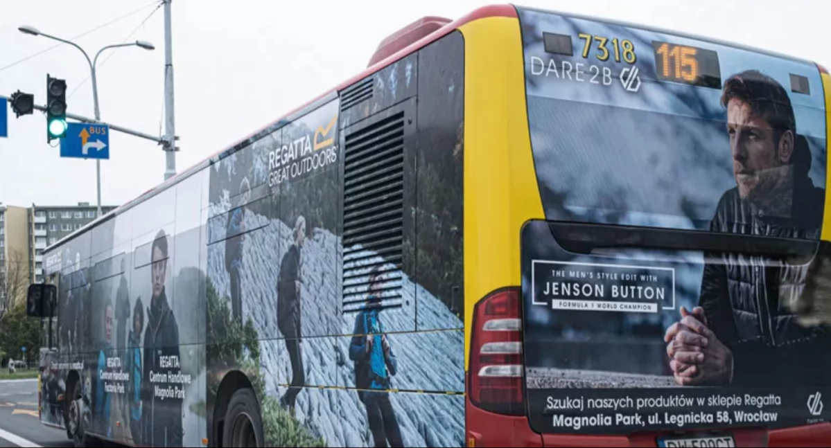 Artykuł zewnętrzny, projektować reklamy zewnętrzne zgodne ustawą krajobrazową - zdjęcie, fotografia