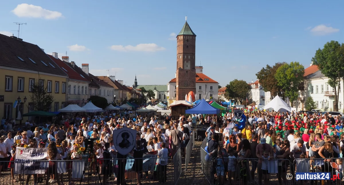 Dni Patrona Pułtuska św. Mateusza, scenie rynku - zdjęcie, fotografia