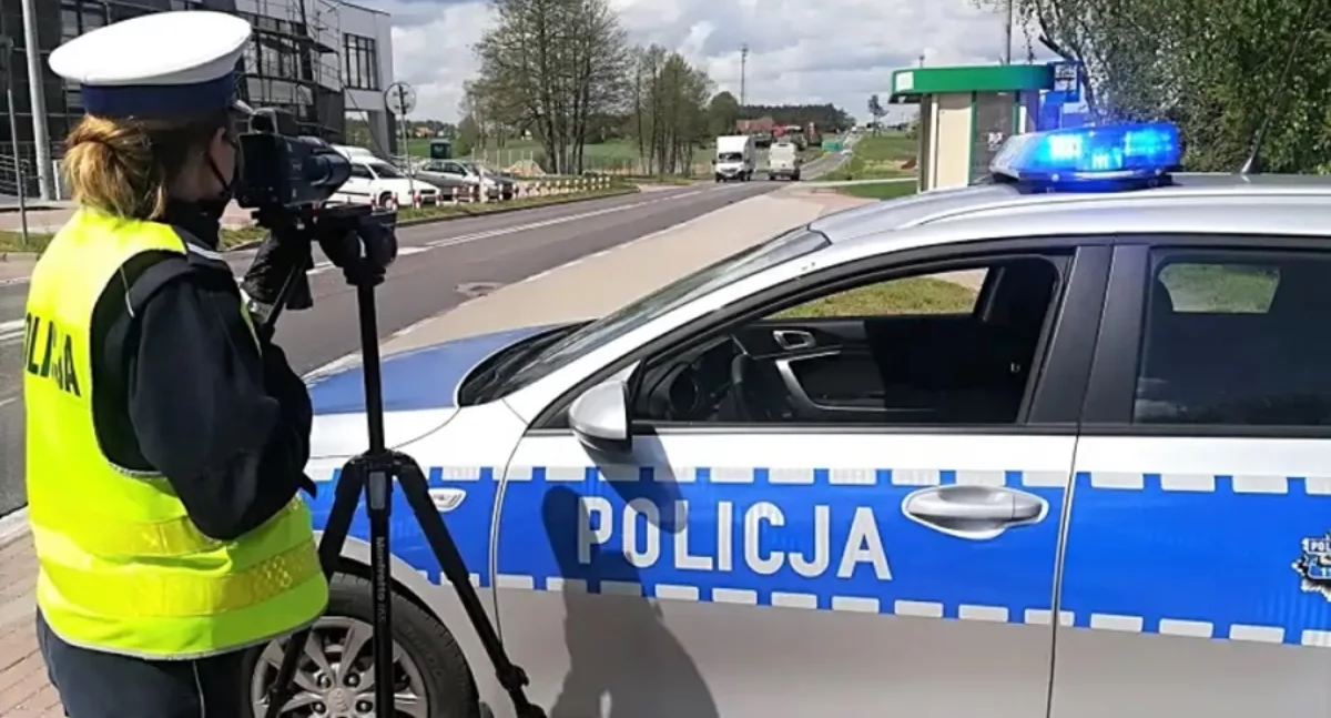 Policja, Pędził przez Głodowo stracił prawo jazdy - zdjęcie, fotografia