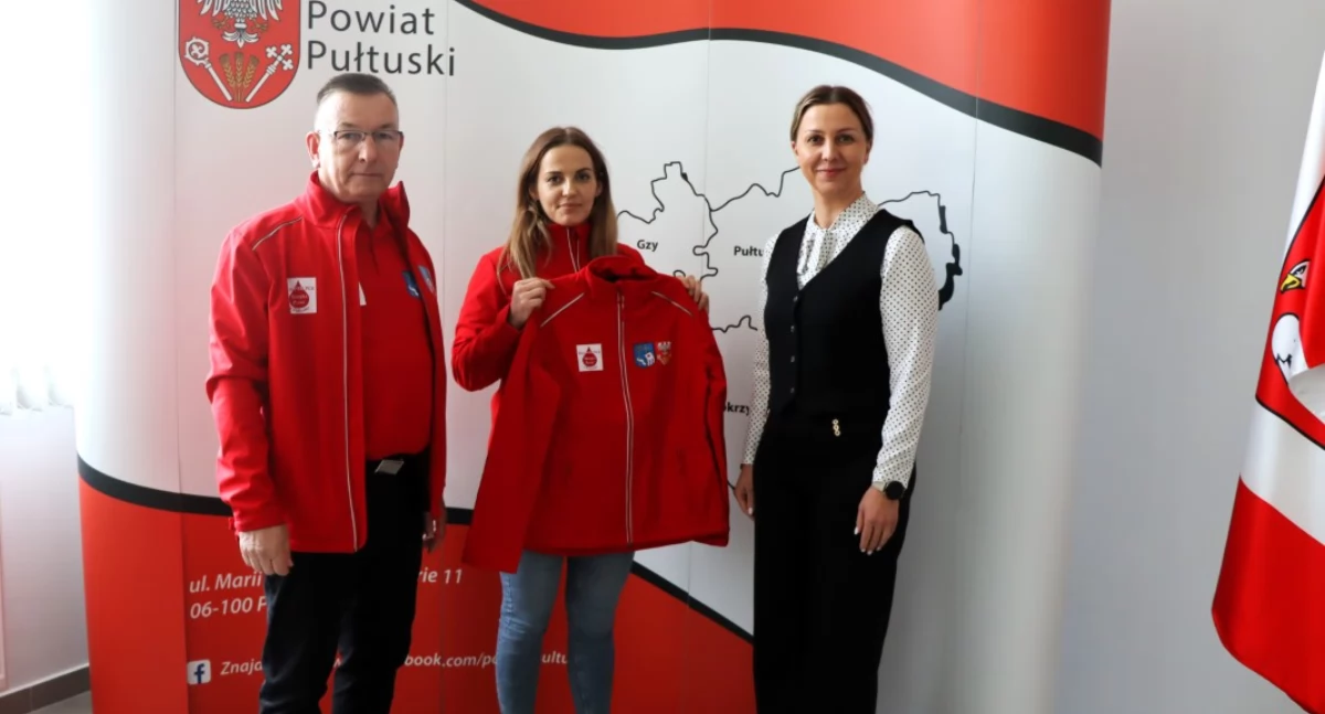 WIADOMOŚCI ZE STAROSTWA POWIATOWEGO, Powiat Pułtuski wspiera działalność Klubu „Kropla życia” - zdjęcie, fotografia
