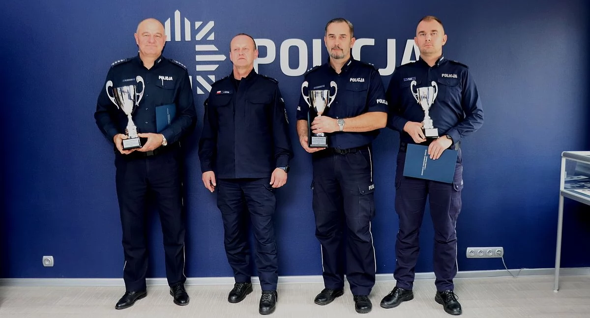 Policja, Sukces pułtuskich policjantów szczeblu garnizonu mazowieckiego - zdjęcie, fotografia