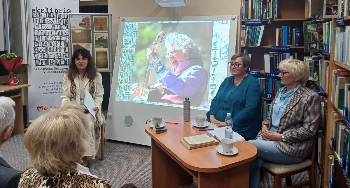 Edukacja, Joanna Popielska Grzybowska sekretach faraonów Spotkanie Bibliotece Pedagogicznej - zdjęcie, fotografia