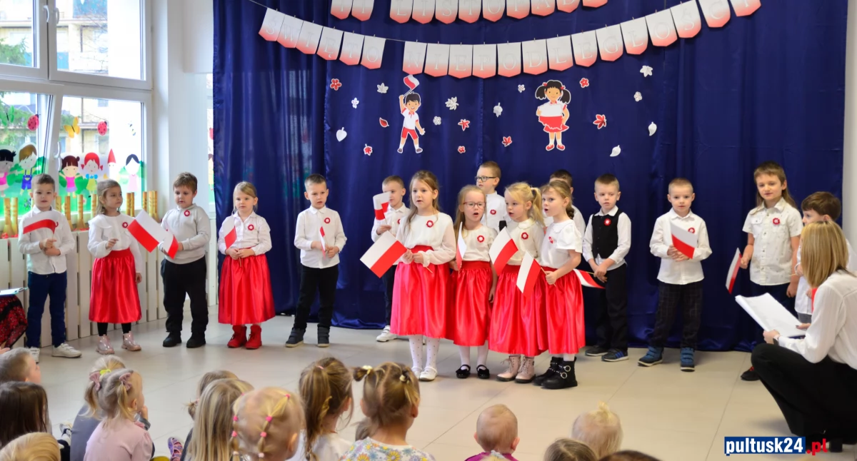 Edukacja inna, Święto Niepodległości Przedszkolu Miejskim Pułtusku - zdjęcie, fotografia