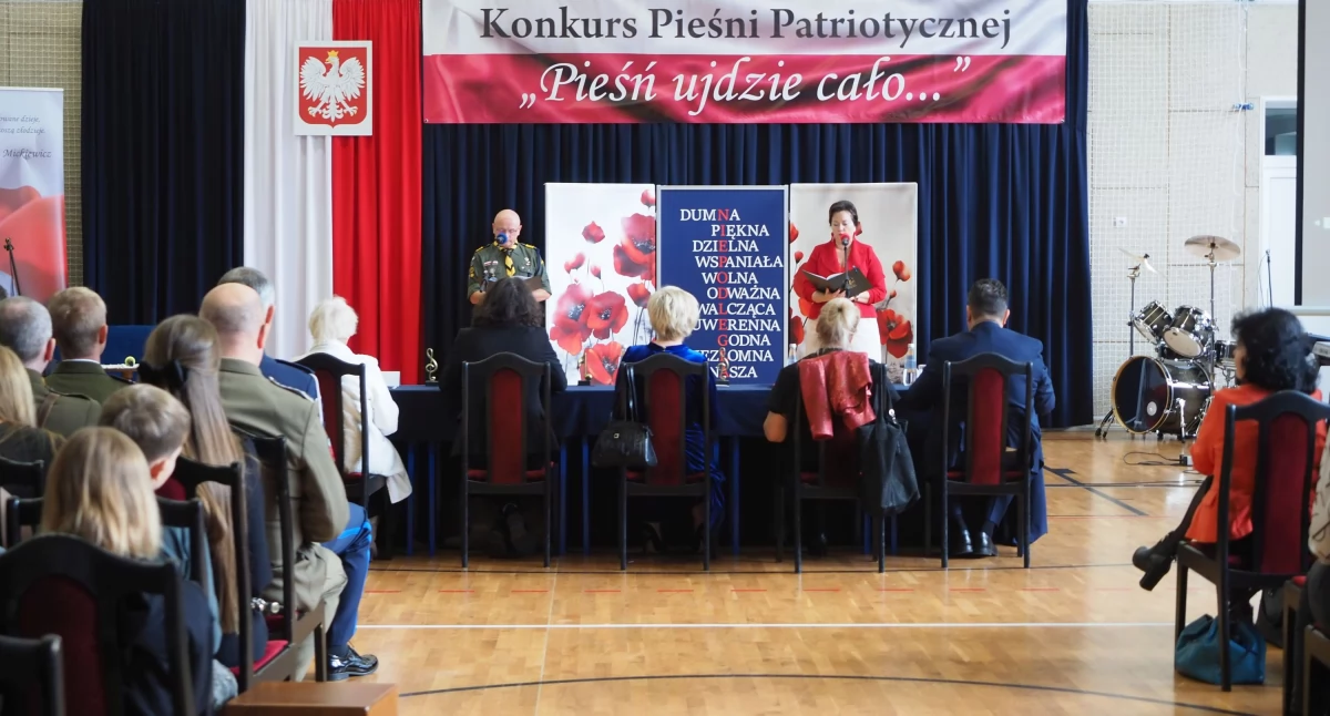 Kultura, „Konkurs „Pieśń ujdzie cało - zdjęcie, fotografia