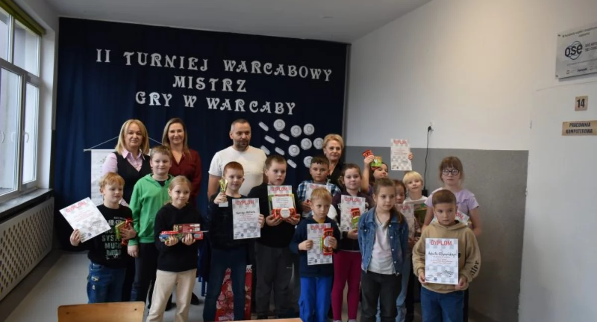 WIADOMOŚCI Z URZĘDU MIEJSKIEGO W PUŁTUSKU, Gminny Turniej Warcabowy „Mistrz warcaby” - zdjęcie, fotografia