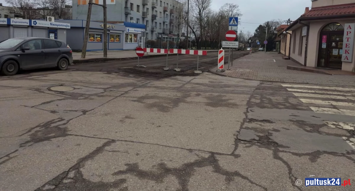 Inwestycje, Rozbudowa Mickiewicza stała faktem Powstanie rondo - zdjęcie, fotografia