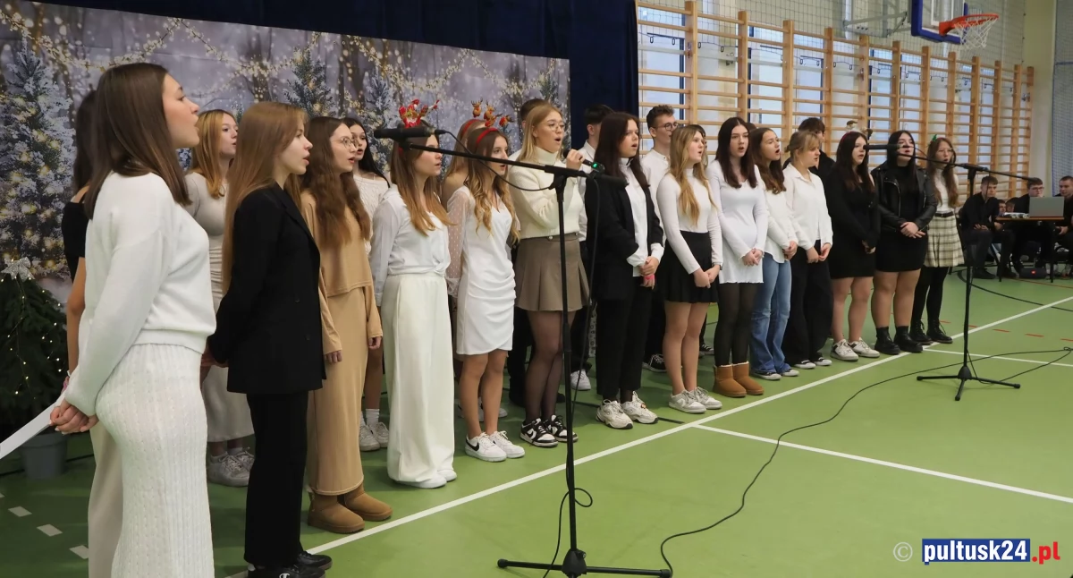 Edukacja, Kolędowanie Ruszkowskim - zdjęcie, fotografia
