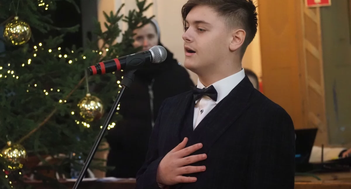 Ludzie, Zdobywca Nagrody Specjalnej Konkursie Kolęd Pastorałek wziął udział castingu Talent! - zdjęcie, fotografia