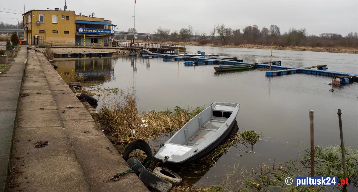 Samorząd , Rozmowy pułtuskiej przystani porcie - zdjęcie, fotografia