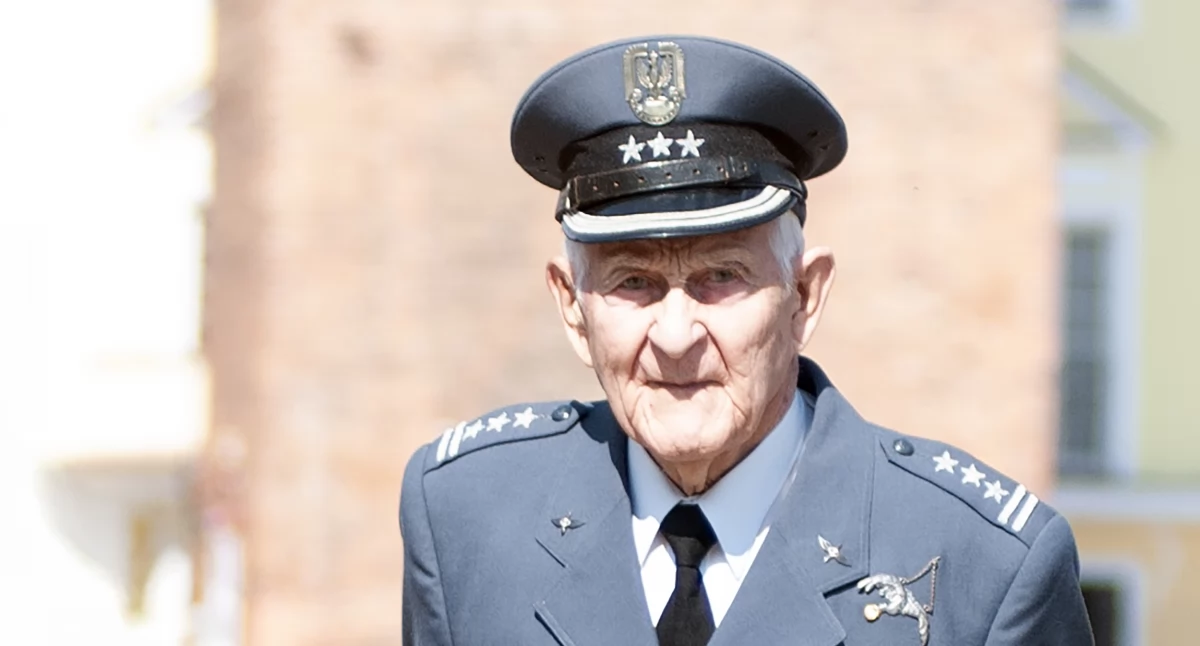 Historia, Pułkownik Włodzimierz Gedymin naprawdę twardy odważny facet! - zdjęcie, fotografia