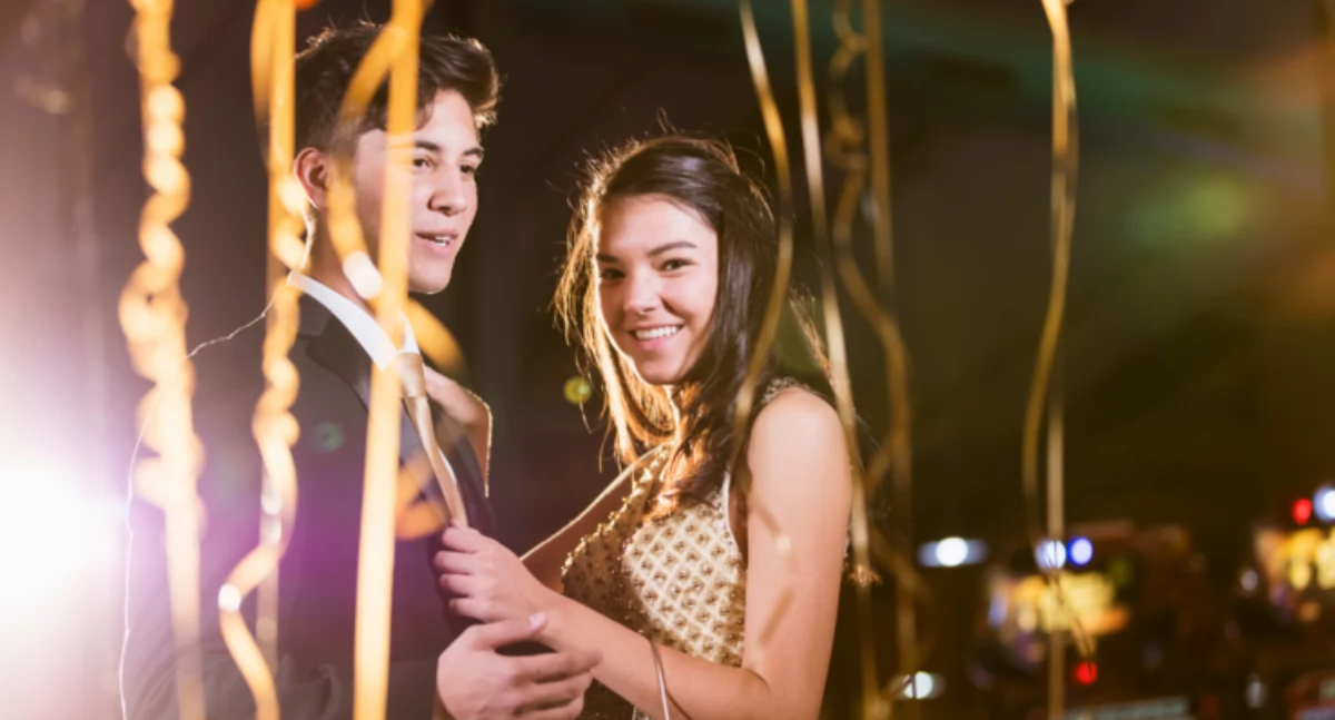 Społeczeństwo, Młodzi Polacy mówią alkoholu studniówkach - zdjęcie, fotografia