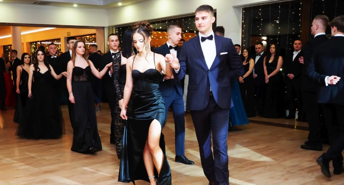 Edukacja, Studniówka maturzystów „Ruszkowskiego” - zdjęcie, fotografia