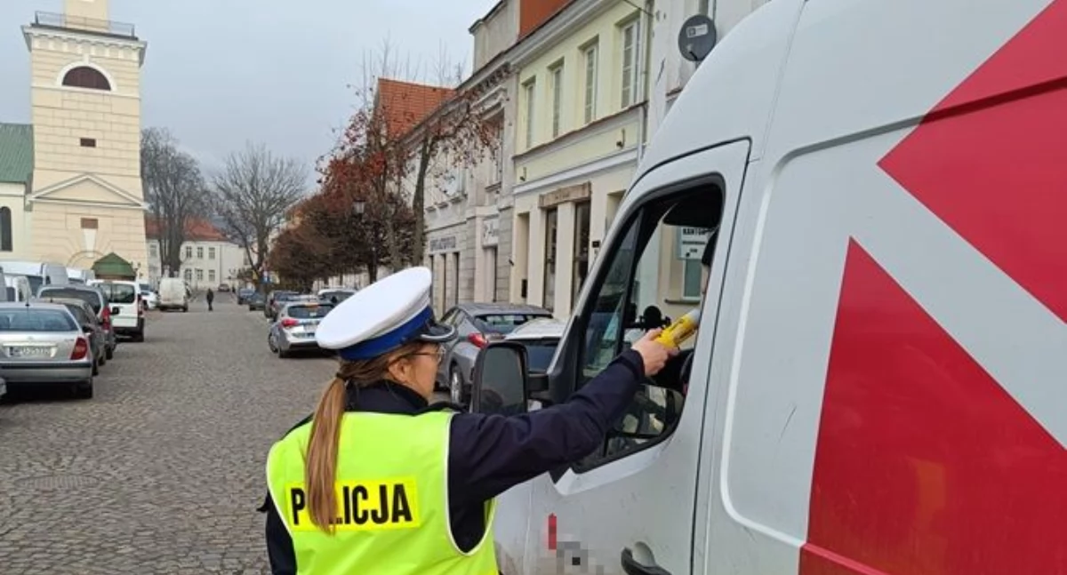 Policja, kurierzy przestrzegają przepisów Sprawdzili policjanci - zdjęcie, fotografia