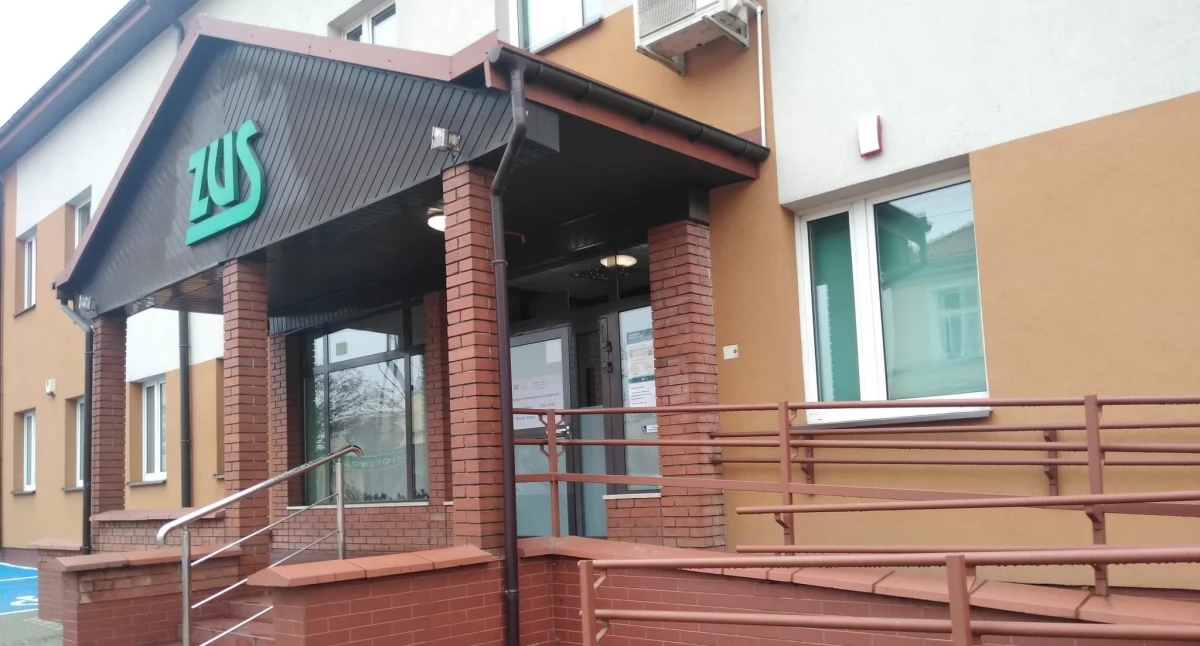 Finanse, Wnioski okres świadczeniowy lutego - zdjęcie, fotografia