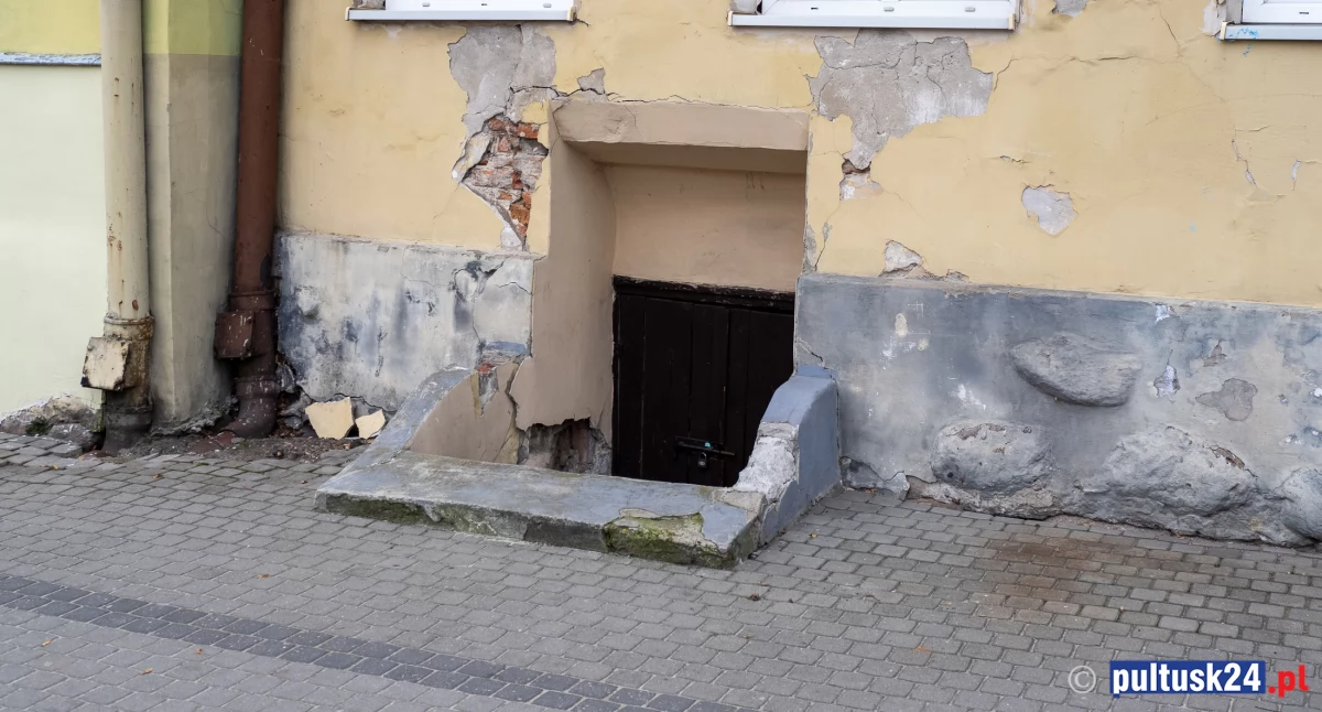 Historia, Zobacz dokąd prowadziły kamienne schodki pułtuskim rynku zdjęcie! - zdjęcie, fotografia
