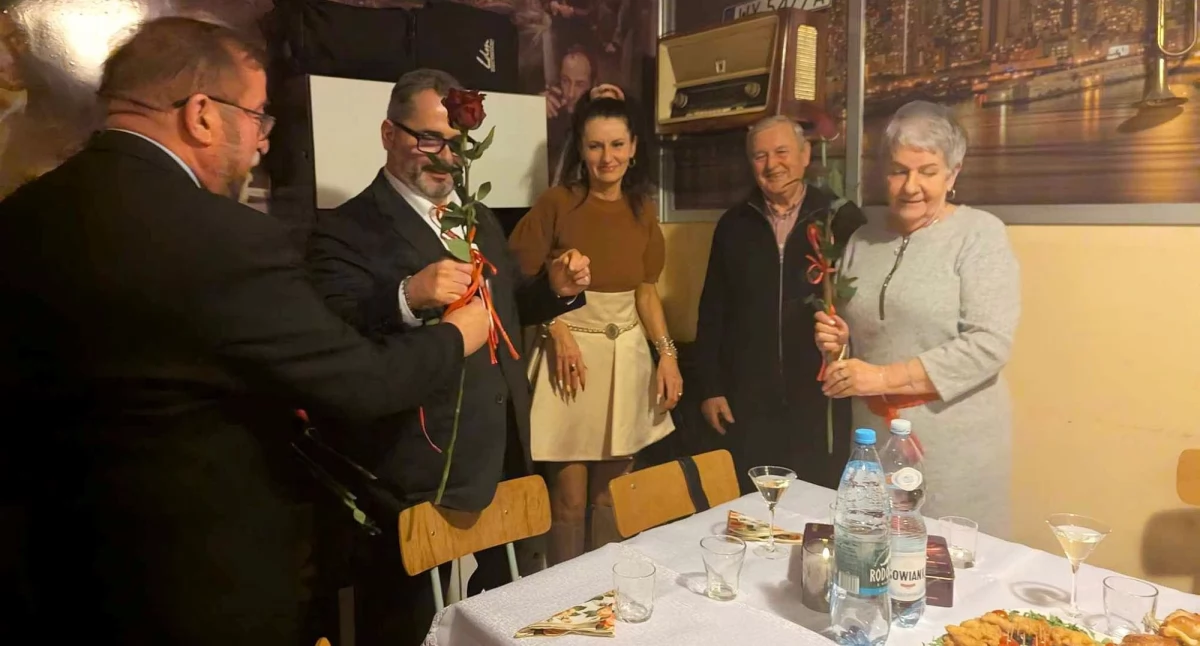 W polityce, Lewica spotkanie pułtuskim biurze okazji Kobiet - zdjęcie, fotografia