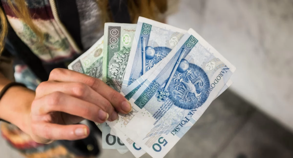 Społeczeństwo, kwietniu startuje turystyczny wakacje każdego - zdjęcie, fotografia