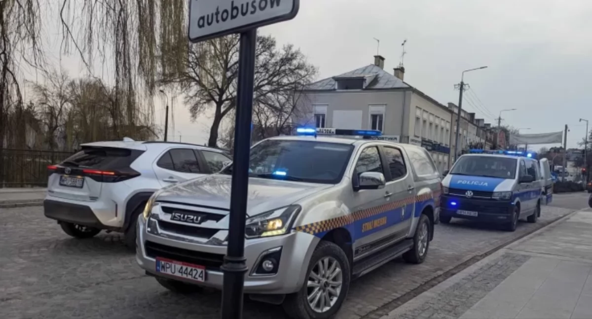 Praca, Straż Miejska szuka pracownika - zdjęcie, fotografia