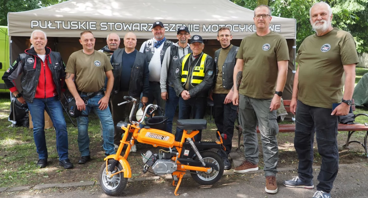 Imprezy, Cztery koła kręcą ciało koła kręcą duszę Piknik Polskie Zjednoczone Królestwo Motocyklowe Pułtusku! - zdjęcie, fotografia