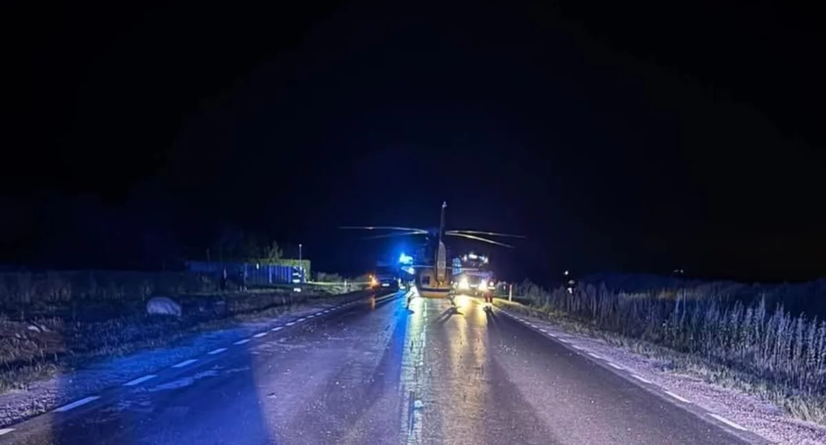 Dachowanie na DK61. Ranne 4 osoby, w tym 14-latek. W akcji śmigłowiec LPR