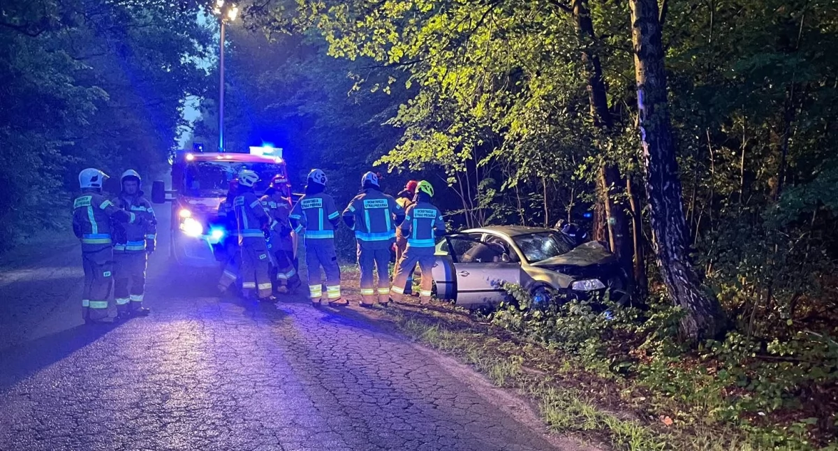 Wypadki, Kolizja osobowego Mystkówcu Kalinówce - zdjęcie, fotografia