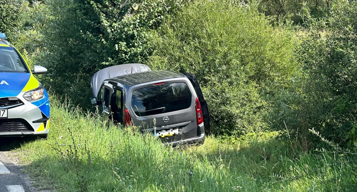 Wypadki, Wypadek Gładczynie jedna osoba poszkodowana - zdjęcie, fotografia