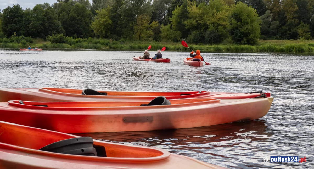 Sporty wodne, Spływ Święta biesiada wodniacka sobota Pułtusku - zdjęcie, fotografia