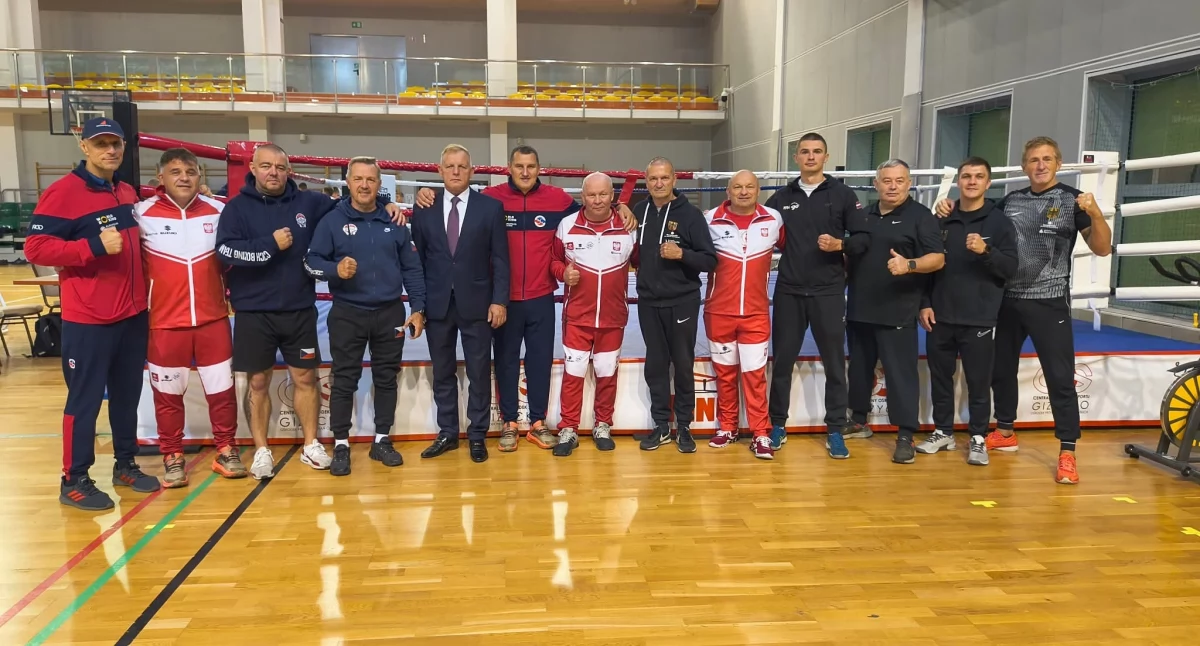 Sporty walki, Międzynarodowe zgrupowanie Giżycku Kadra juniorów szlifuje formę przed - zdjęcie, fotografia