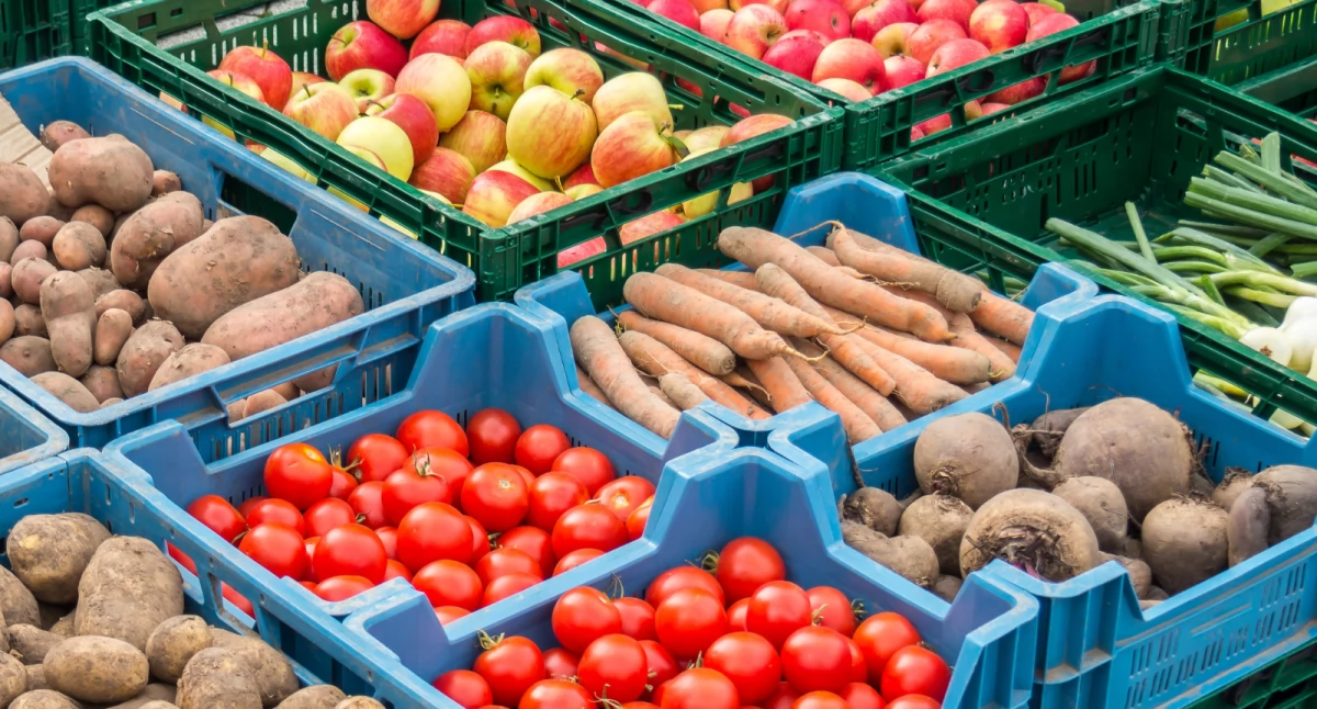 Jesienne bazarki pełne smaków. Co warto kupić w październiku?