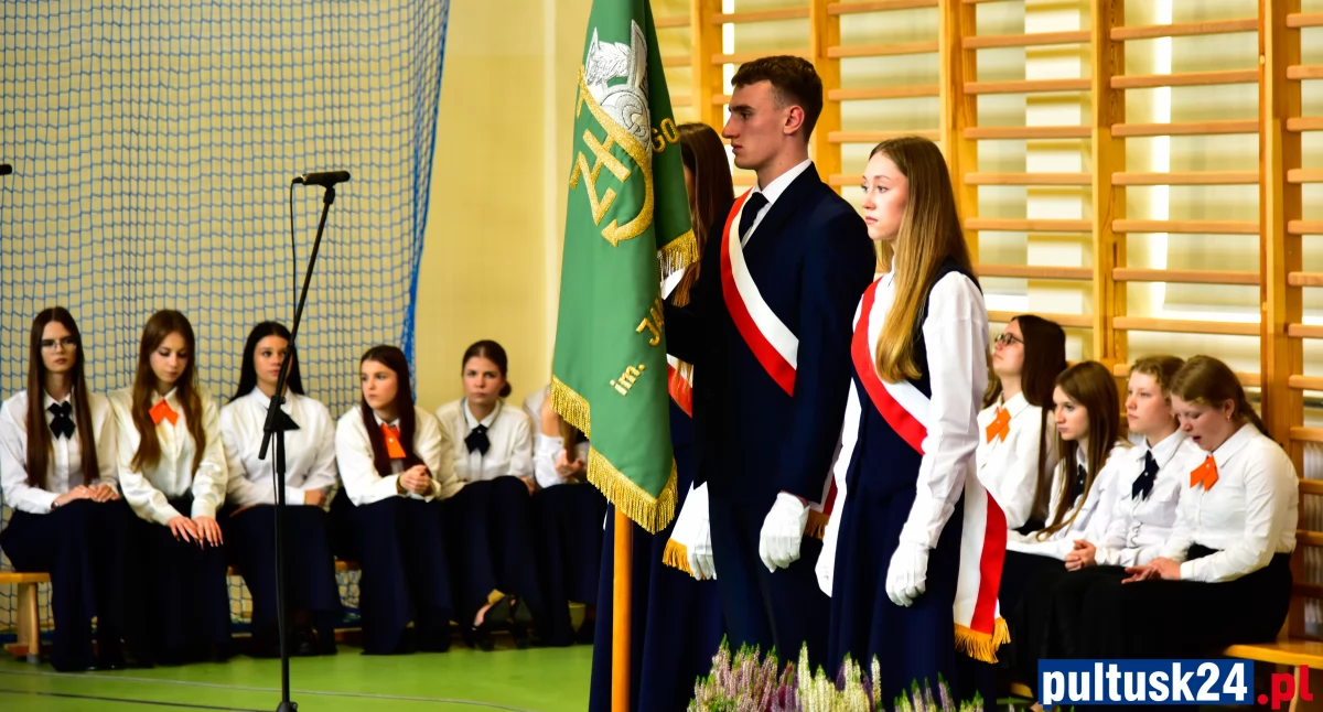 Powiat, Powiatowy Dzień Edukacji Narodowej - zdjęcie, fotografia