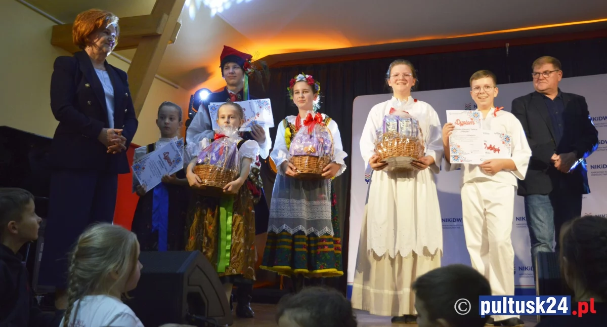 Sukces Zespołu Pieśni i Tańca Obryte na konkursie w Długosiodle!