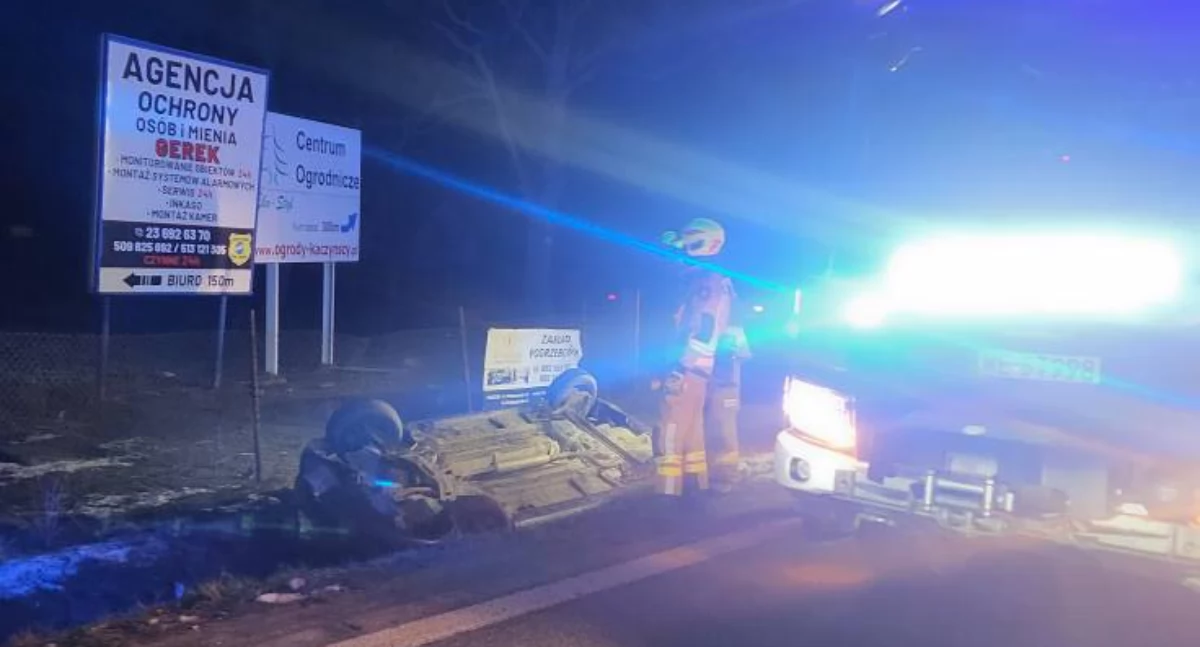 Samochód dachował w Kleszewie