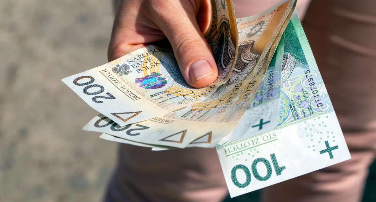 Społeczeństwo, przyspiesza wypłaty grudniu otrzyma pieniądze wcześniej - zdjęcie, fotografia