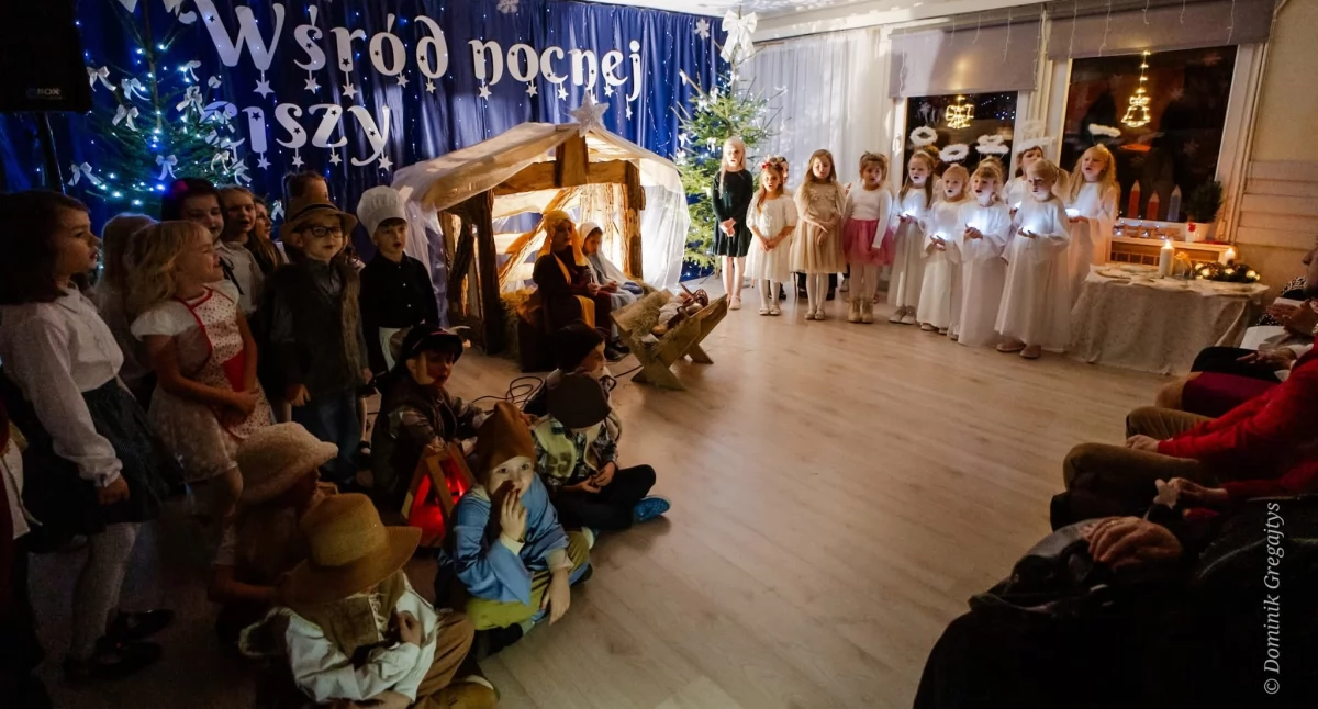 Edukacja, Wyjątkowe jasełka Przedszkolu Miejskim - zdjęcie, fotografia