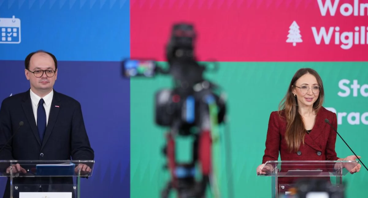 Społeczeństwo, Staż pracy liczony jeszcze zmieni stycznia - zdjęcie, fotografia