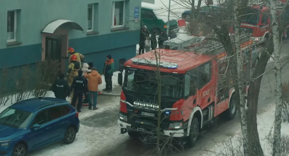 Pożary, Pożar bloku Mickiewicza Ewakuowano osób! - zdjęcie, fotografia