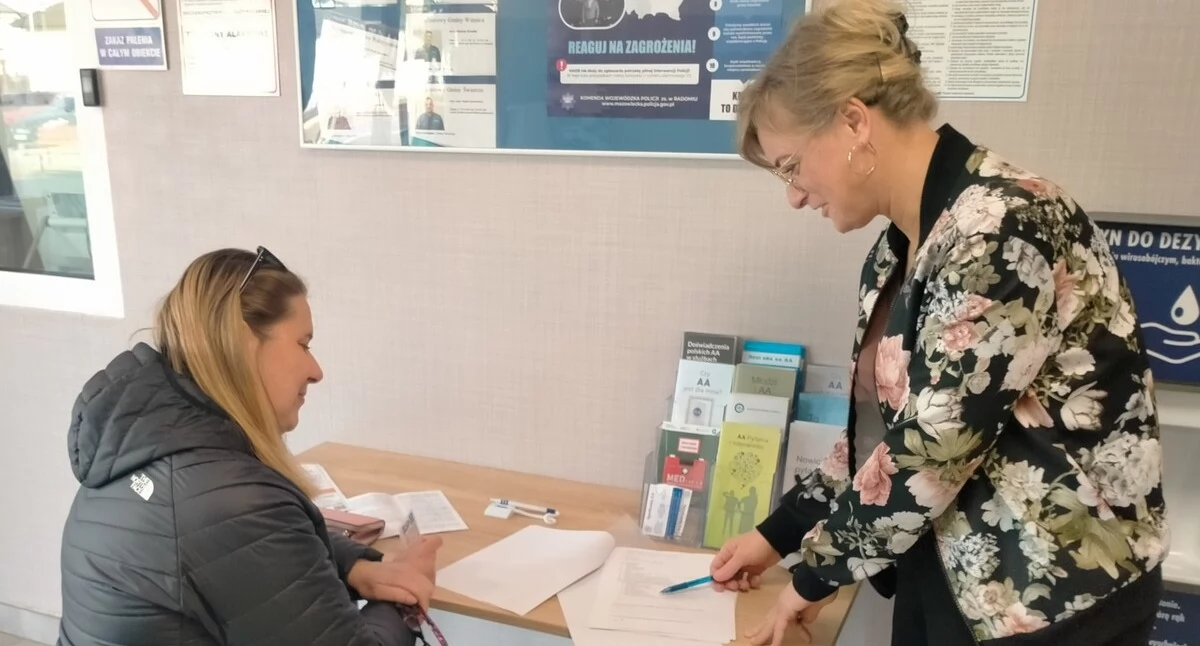 Policja, Rośnie zainteresowanie pracą Policji - zdjęcie, fotografia