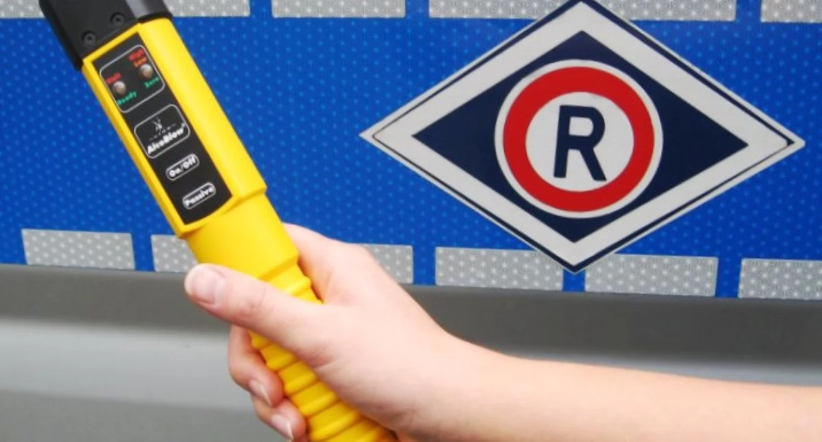 Policja, Dziś drogach działania Trzeźwość - zdjęcie, fotografia