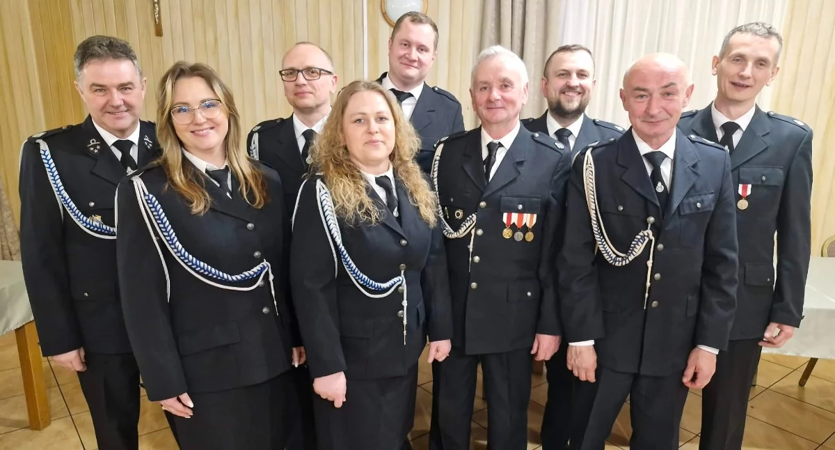 Straż Pożarna, Pół wieku straży Gromin dziękuje prezesowi Andrzejowi Misiurskiemu służby - zdjęcie, fotografia