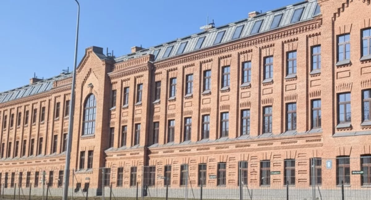 Miasto, Tysiąclecia Dobre wieści mieszkańców Prezesa trudnych rozmowach Niebawem także dzień otwarty - zdjęcie, fotografia