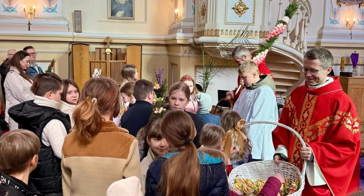 Wiara, Niedziela Palmowa Parafii Rocha Przewodowie - zdjęcie, fotografia