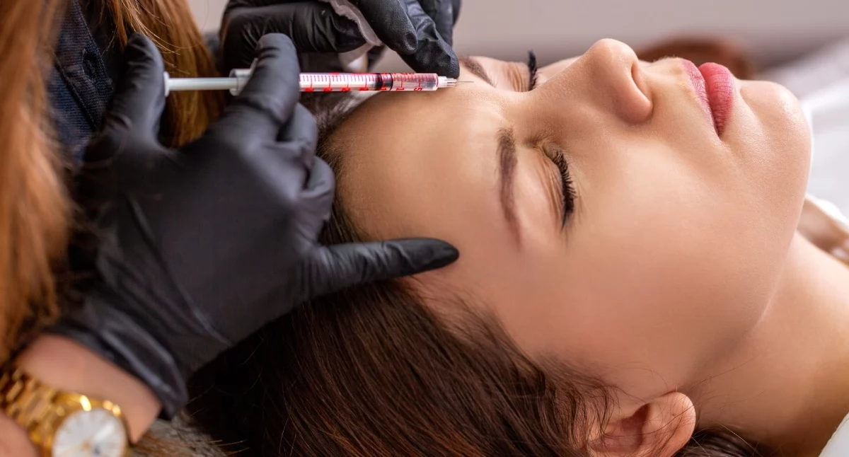 Uroda, Medycyna estetyczna tylko lekarzy Ministerstwo Zdrowia wywołuje burzę branży kosmetologicznej  - zdjęcie, fotografia