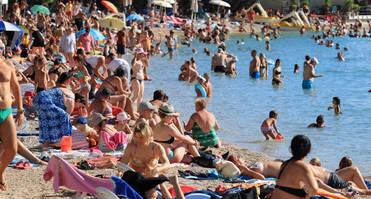 Społeczeństwo, Chorwacja wprowadza przepisy Odczuje większość turystów  - zdjęcie, fotografia